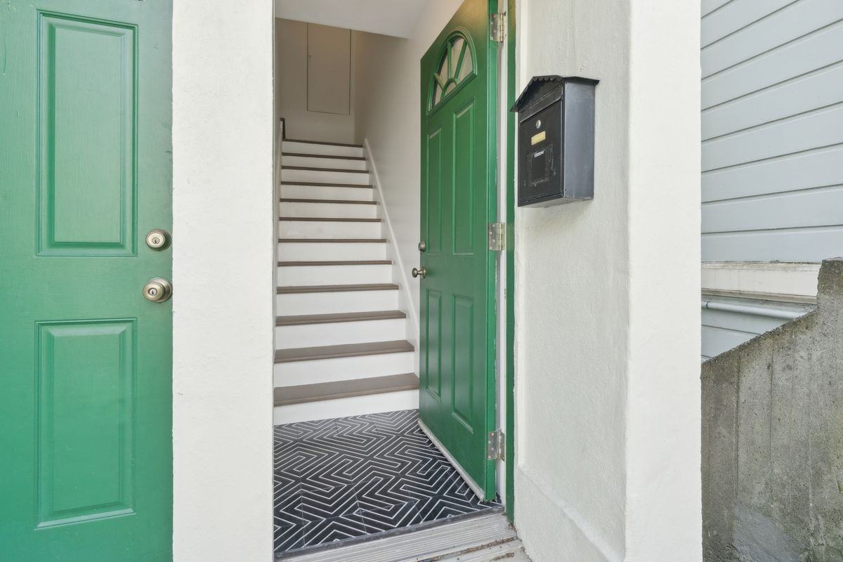 221 Chattanooga St - Photo 3 of 37