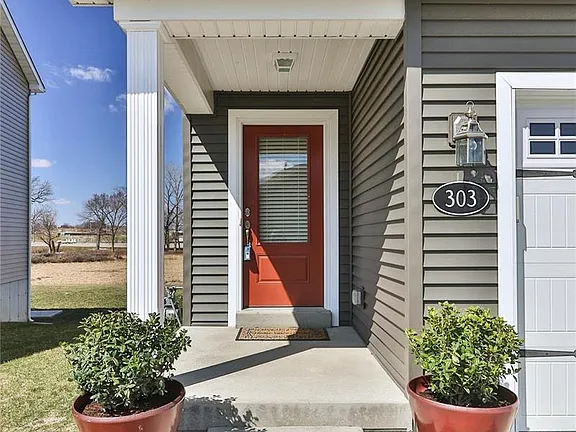 303 Fronterra Ct - Photo 3 of 33