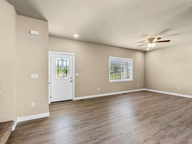 878 Casquin St - Photo 3 of 18