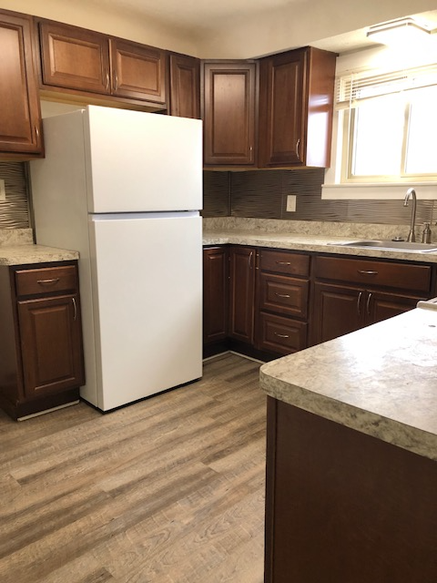 20454 Stafford St - Photo 2 of 11