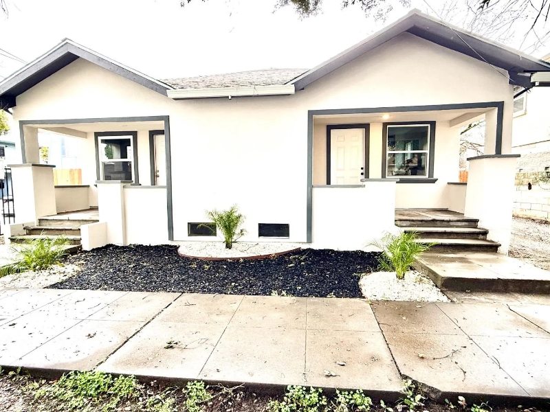 512 North Pilgrim Street #512