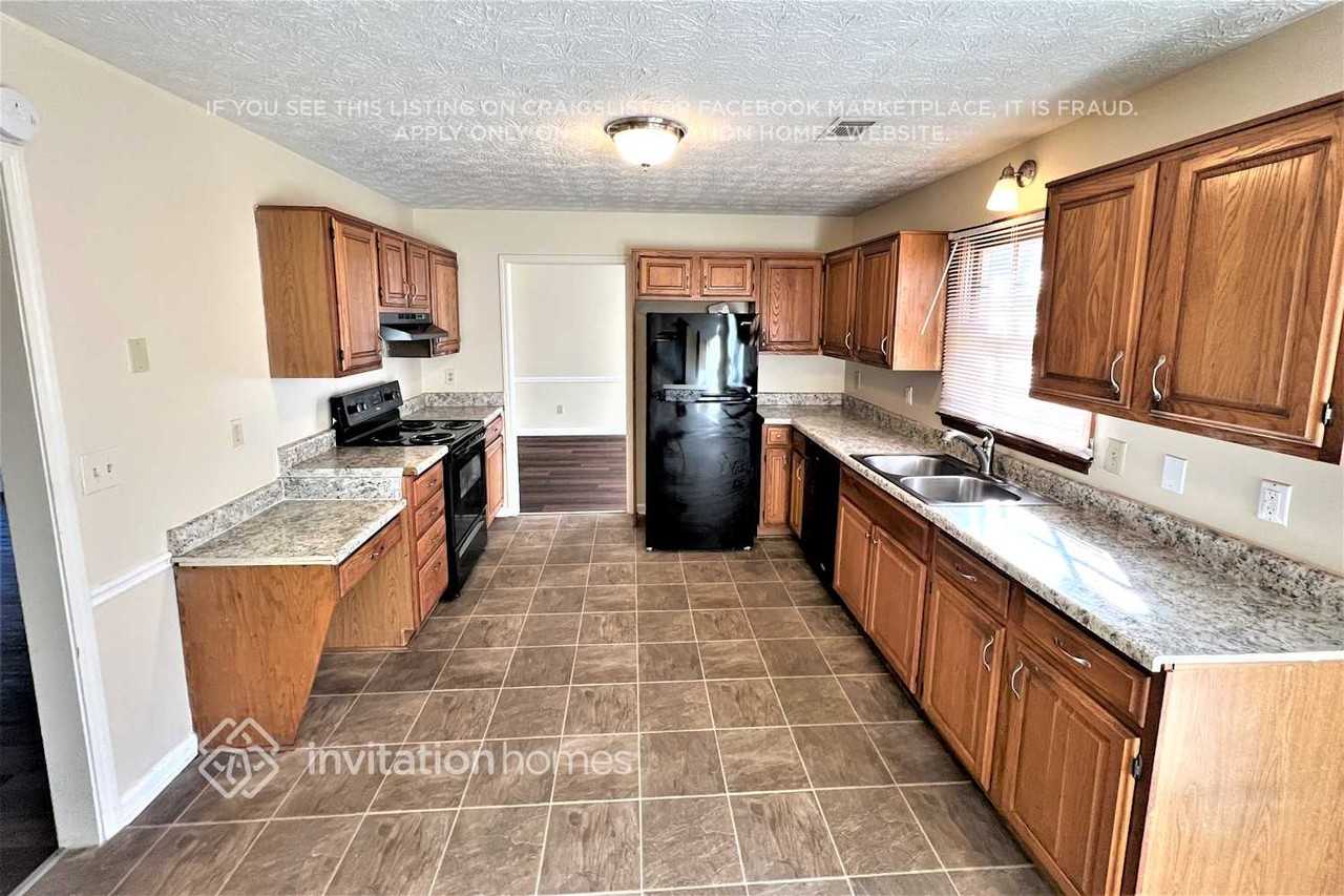 321 Honey Creek Rd Se - Photo 5 of 15