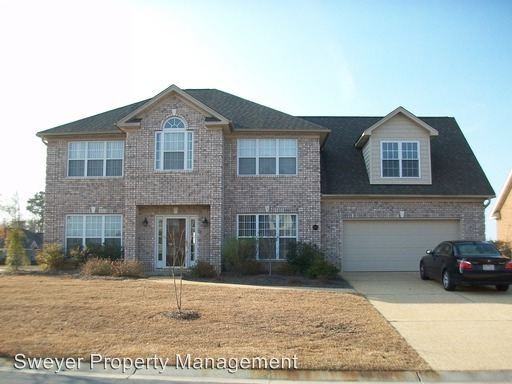 1303 Wakefield Ct - Photo 2 of 24