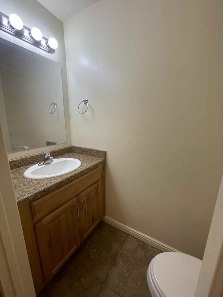 5492 S Northwest Ave #5492 - Photo 2 of 14