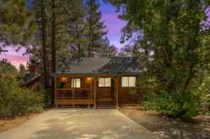 featured image of 693 Temple Ln #NA