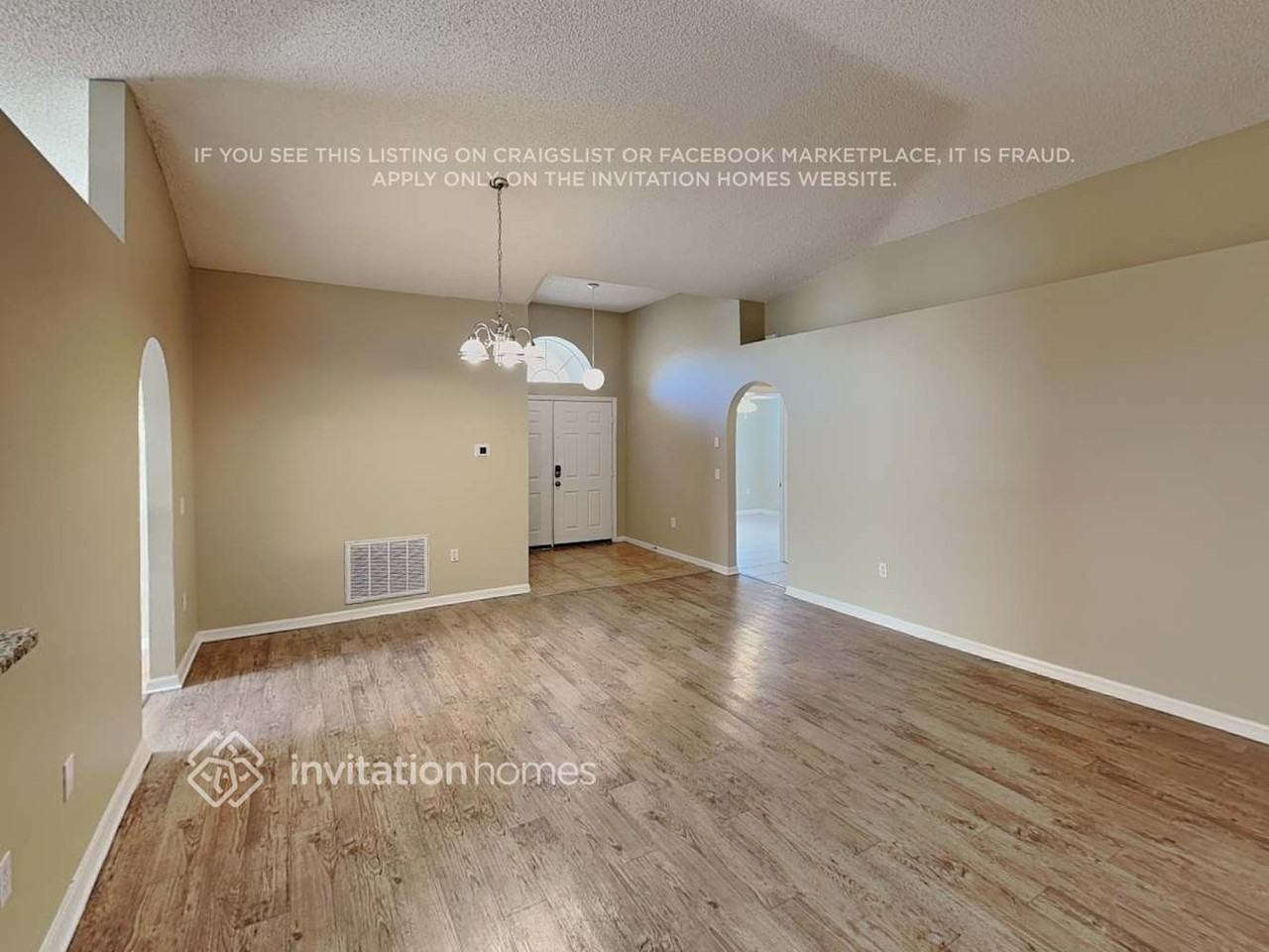 3850 Stonefield Dr - Photo 3 of 22