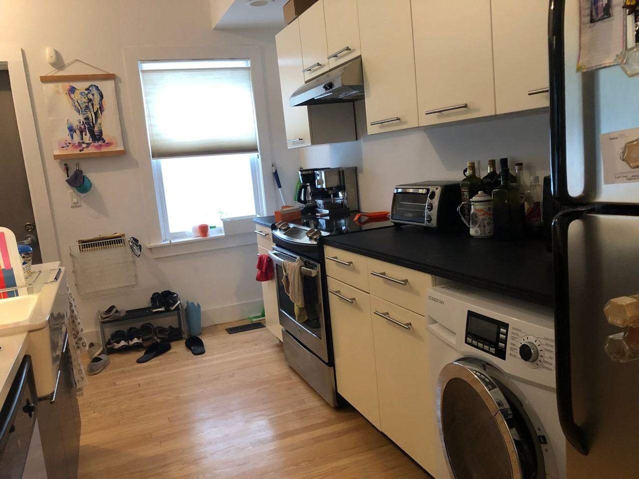 934 934 State State - 4 Bishop - Photo 2 of 9