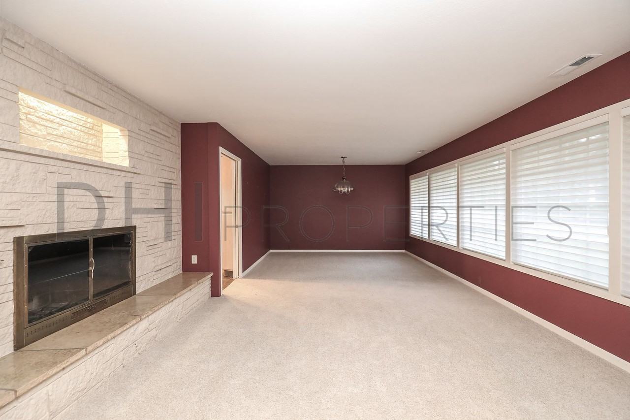 2341 Cascade Way - Photo 4 of 27