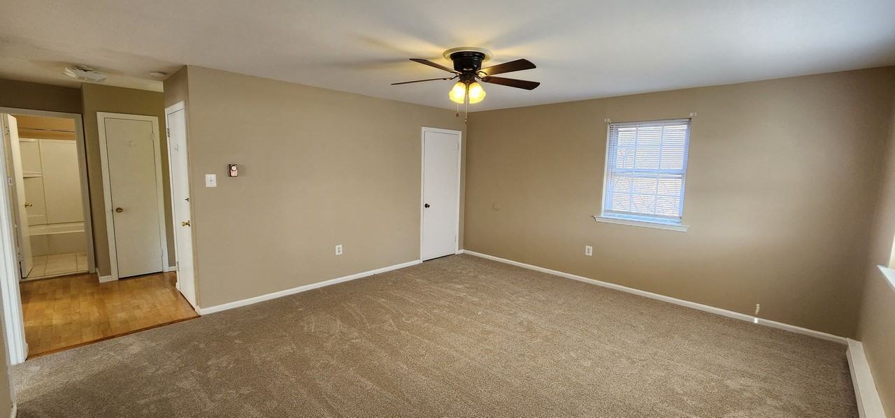 624 Meadowbrook Ave - Photo 2 of 15