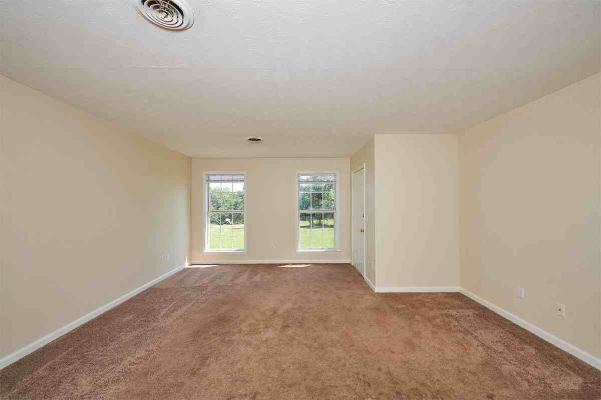 2864 Old Highway 431 S - Photo 3 of 8