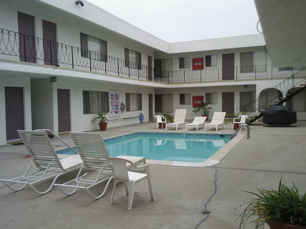 Riviera - Photo 3 of 14