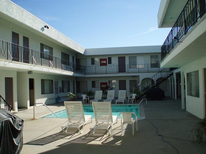 Riviera - Photo 5 of 14