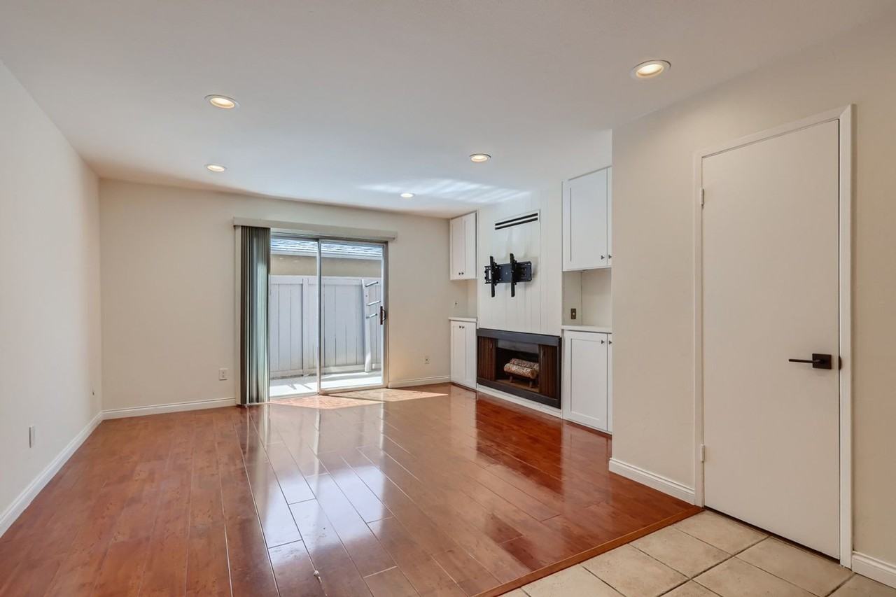 1127 Thomas Ave #10 - Photo 4 of 12