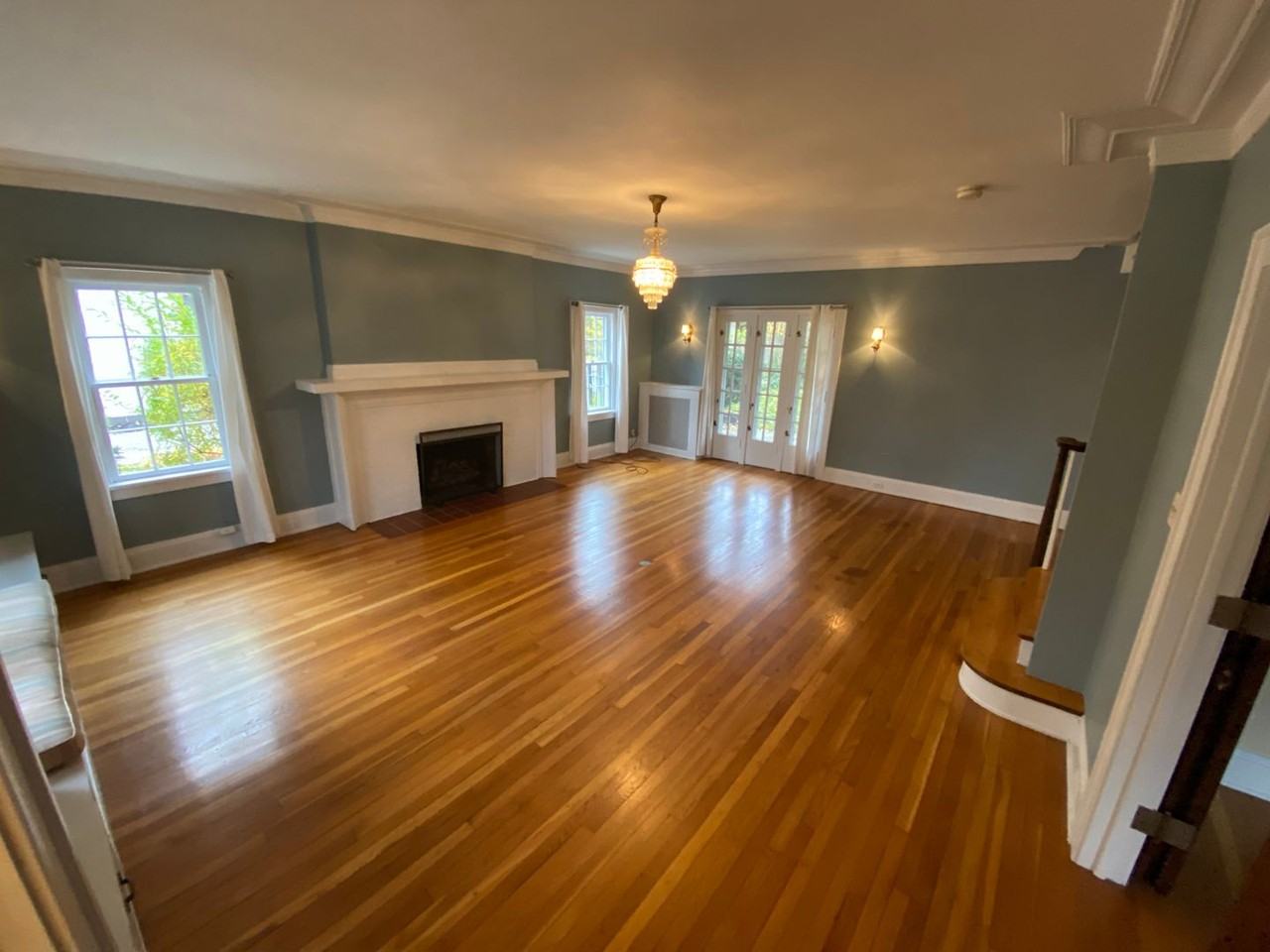 2975 Claremont Rd - Photo 5 of 37