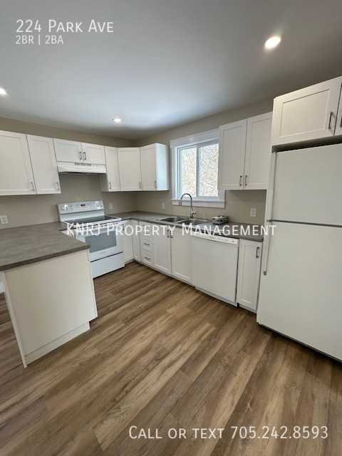 224 Park Ave - Photo 3 of 15
