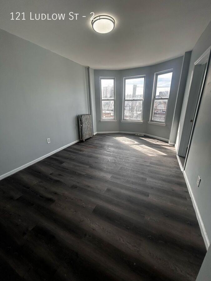 121 Ludlow St #2