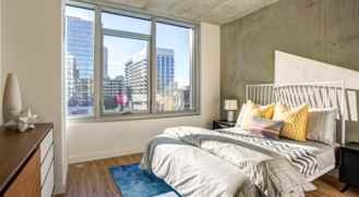 172 N Desplaines St - Photo 1 of 1