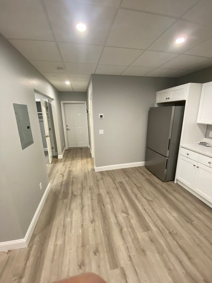 80 Middle Street - Photo 7 of 15