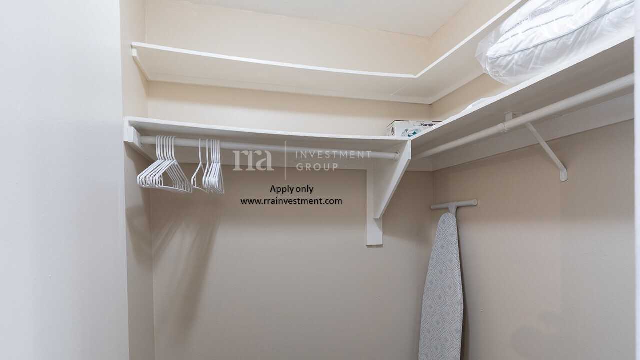 2405-2411 Adams Ave - Photo 3 of 34