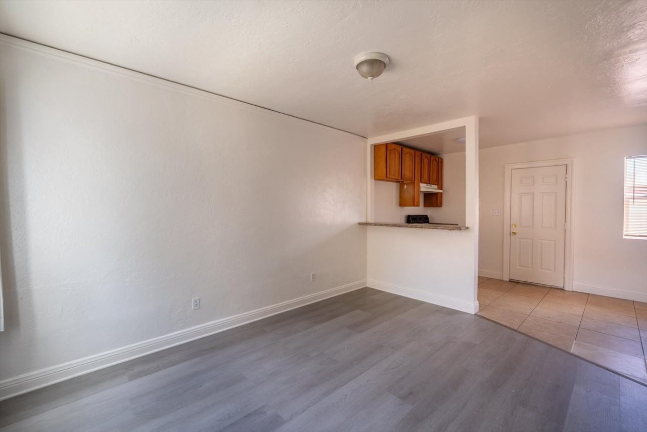 6114 Foothill Boulevard - Photo 7 of 25