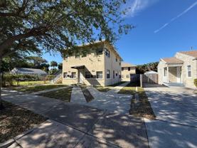 423 53rd St #B - Photo 1 of 1