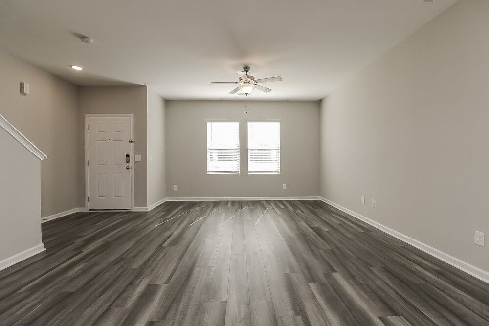 548 Wendell Falls Pkwy - Photo 6 of 17