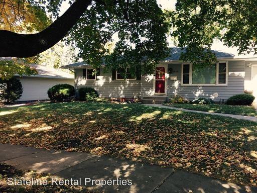 3808 Seward Ave - Photo 2 of 9