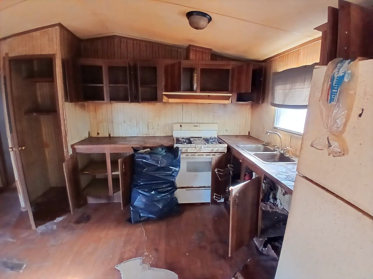 99 Deerwood Park #99 - Photo 2 of 4