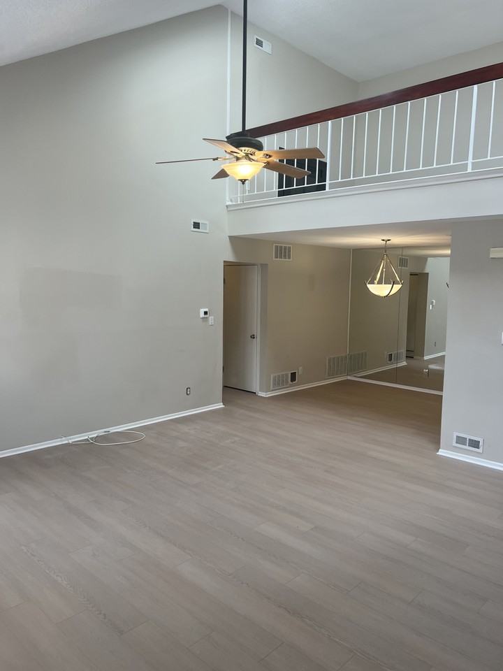 308B Harwood Ct #308B - Photo 4 of 10