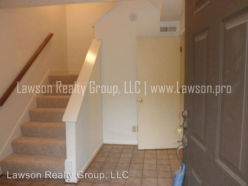 3394 Londonderry Ln - Photo 3 of 31