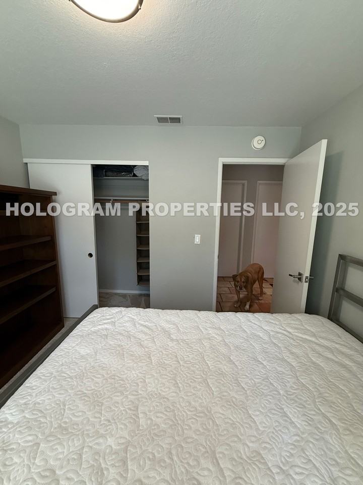 2325 Ganador Ct - Photo 3 of 29