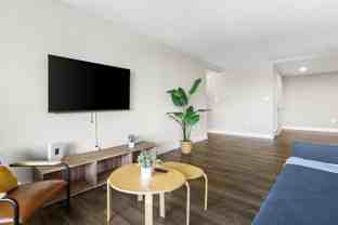 1201 S Bell St - Photo 1 of 1