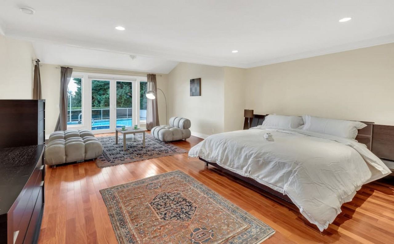 1035 King Georges Way #1051774P - Photo 6 of 43