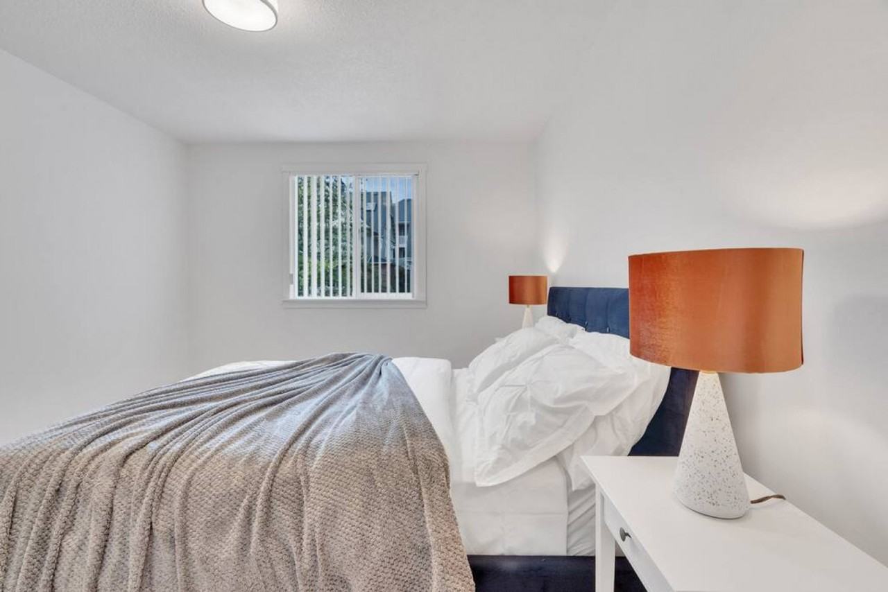 1190 10th Ave W #1051806P - Photo 7 of 20