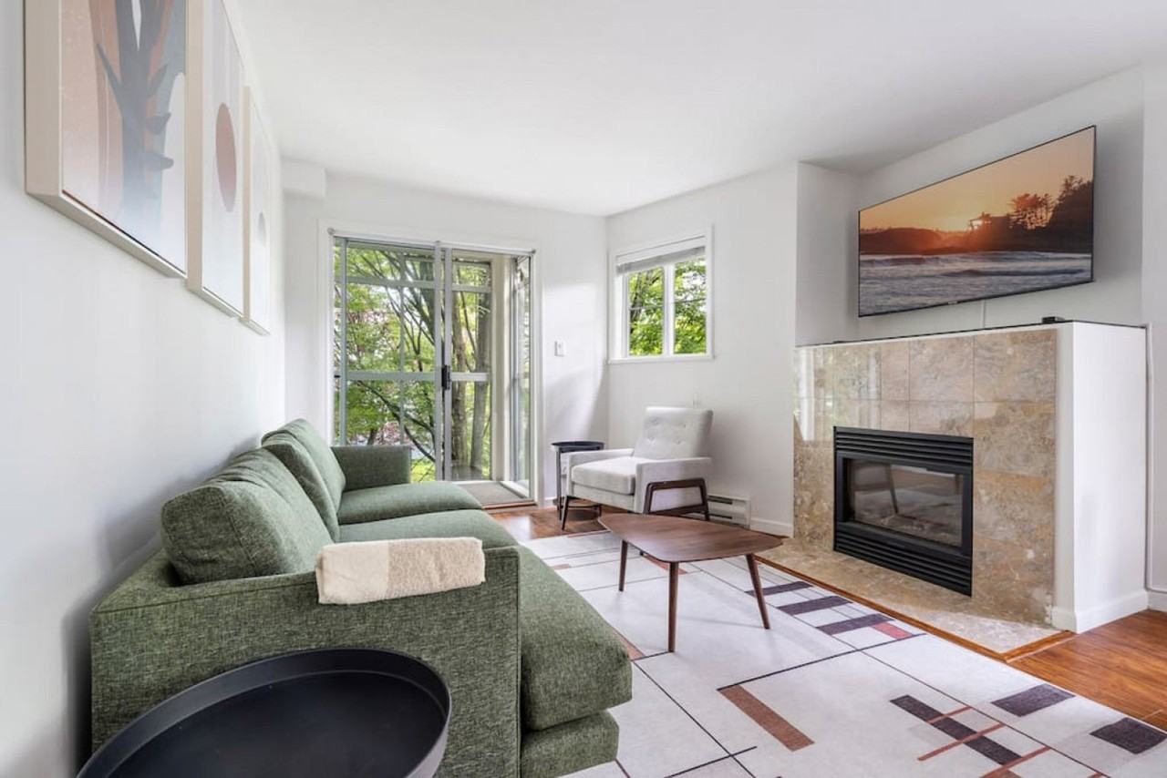 1126 West 11th Avenue - Photo 3 of 51