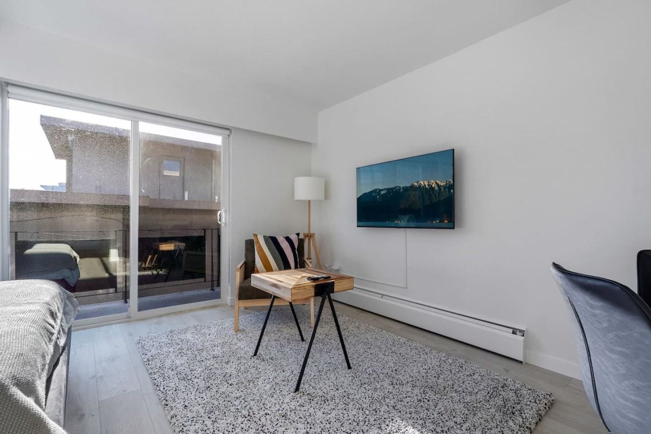 1550 West 11th Avenue - Photo 3 of 21