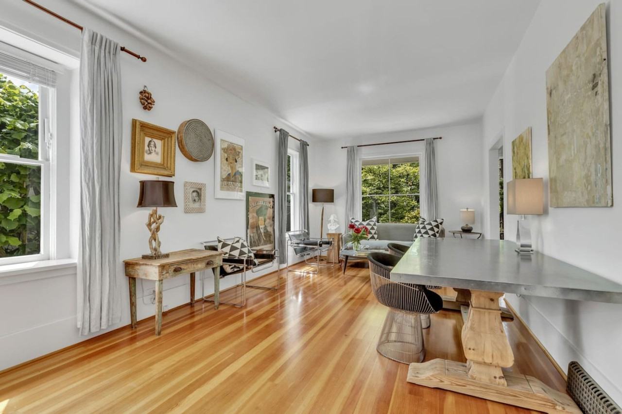 4230 Prince Edward St #1051862P - Photo 6 of 17