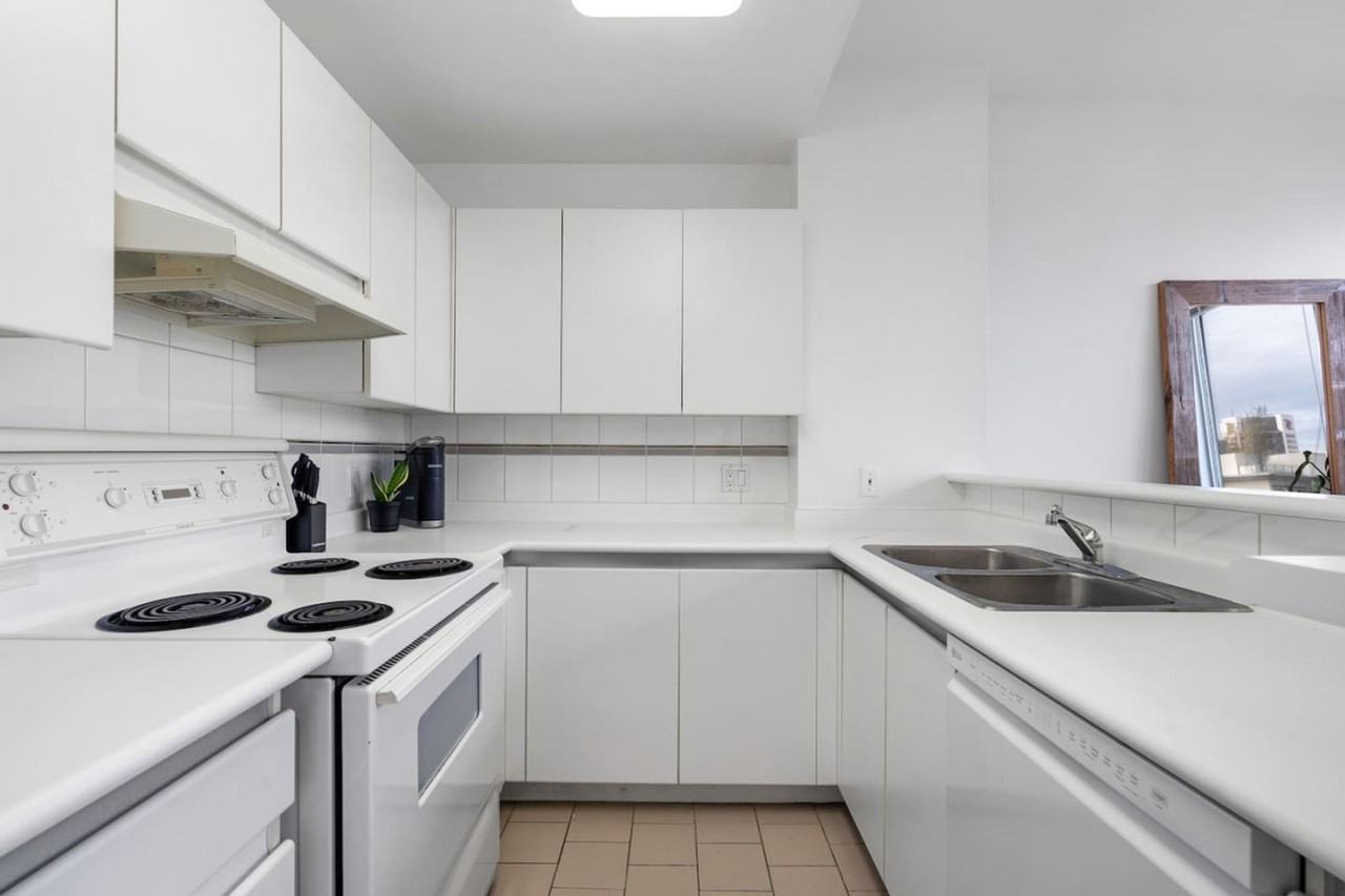 989 Nelson St #1051900P - Photo 4 of 24