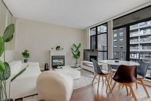 featured image of 444 West 6th Ave