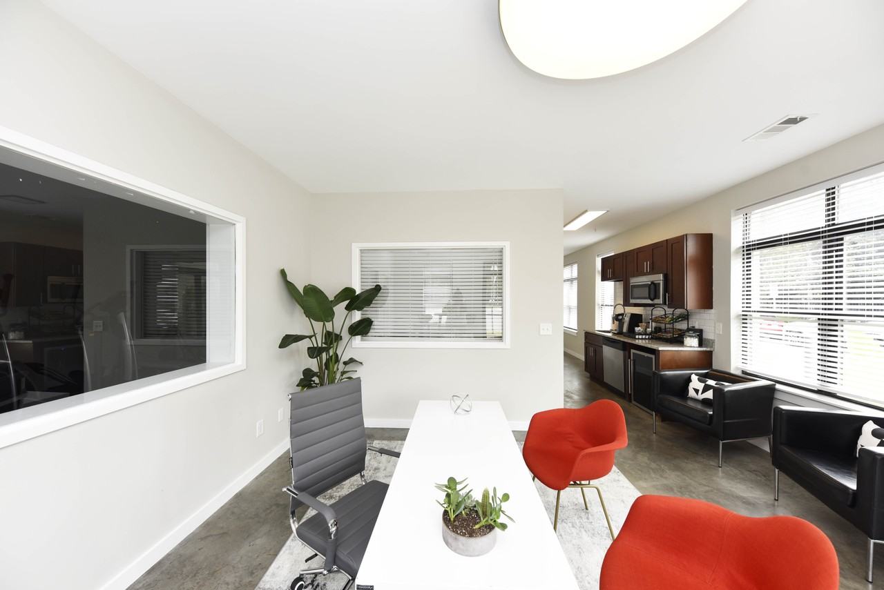 Ellis Germantown - Photo 2 of 35