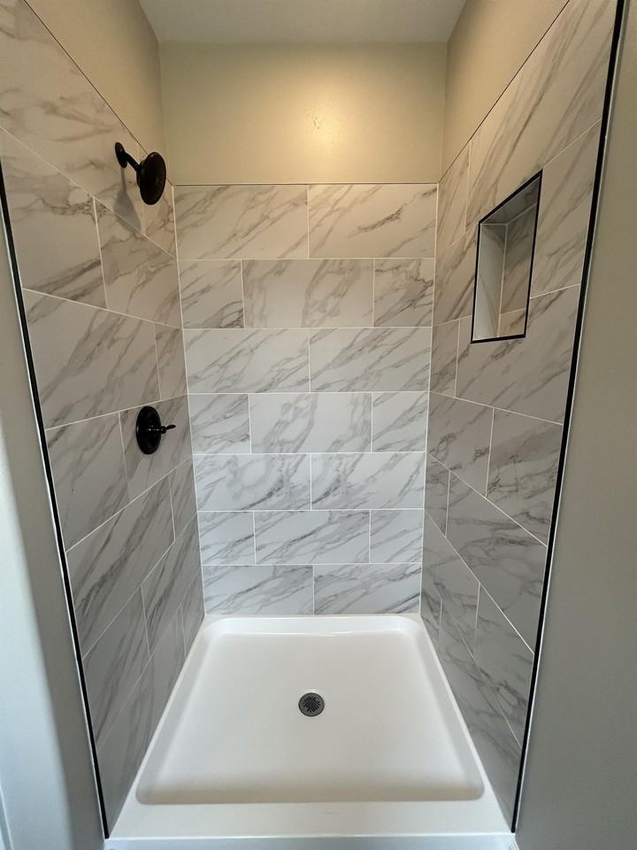 125 Stonebriar Dr - Photo 3 of 16