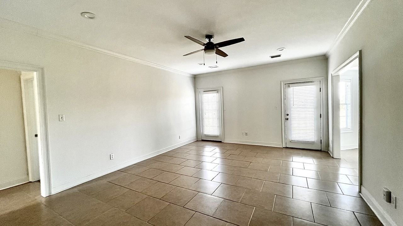 9012 Gale Rowe Lane - Photo 2 of 12