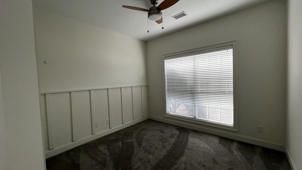 9012 Gale Rowe Lane - Photo 6 of 12