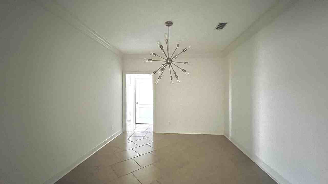 9012 Gale Rowe Lane - Photo 4 of 12