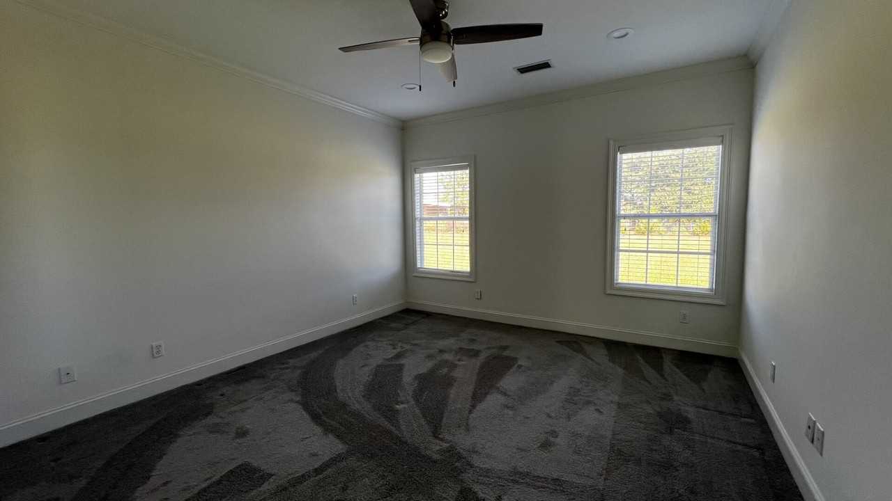 9012 Gale Rowe Lane - Photo 5 of 12