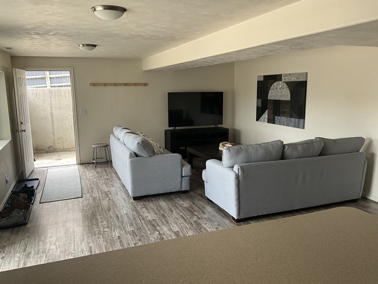 6304 Parkridge Drive - Photo 2 of 20