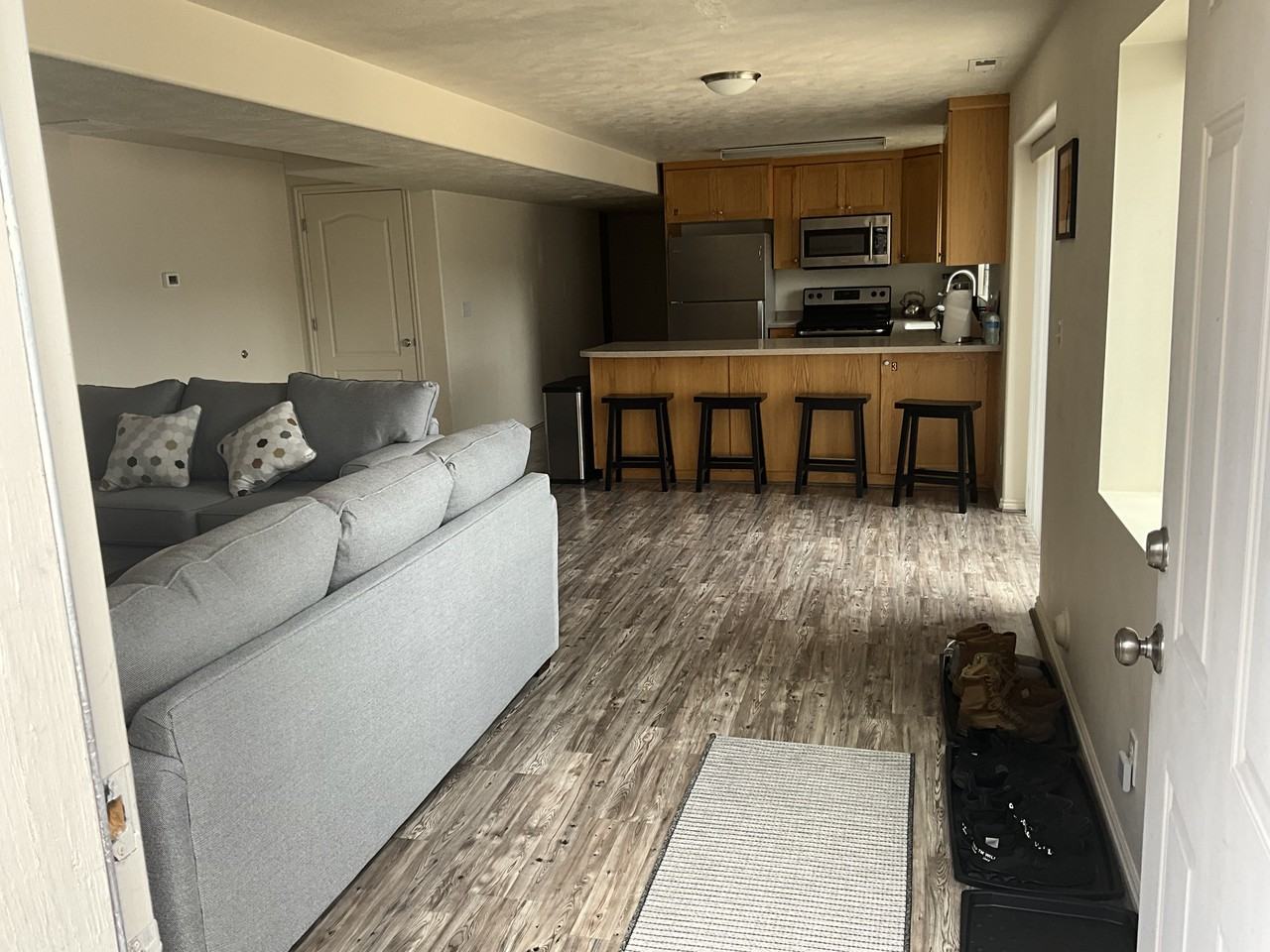 6304 Parkridge Drive - Photo 5 of 20