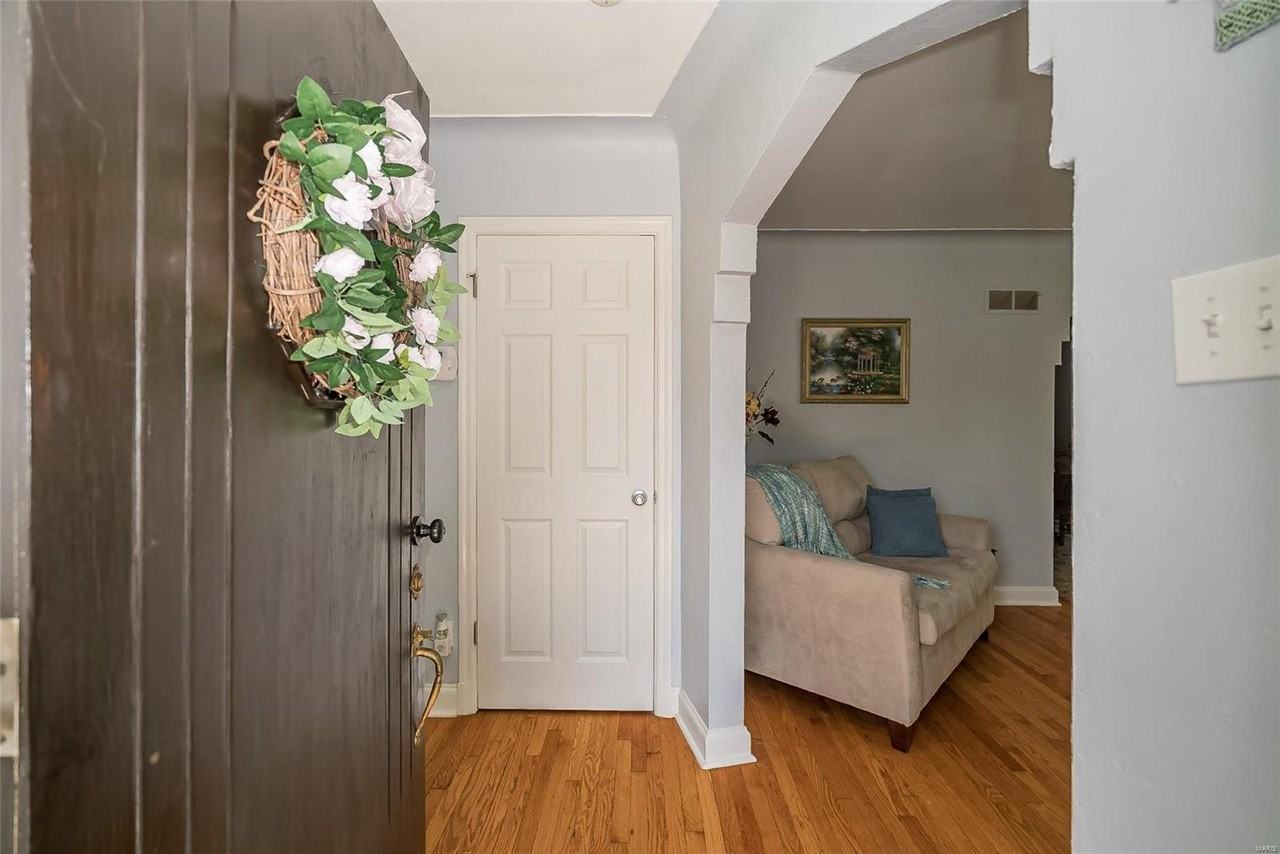 6605 Lindenwood Pl #1 - Photo 2 of 27