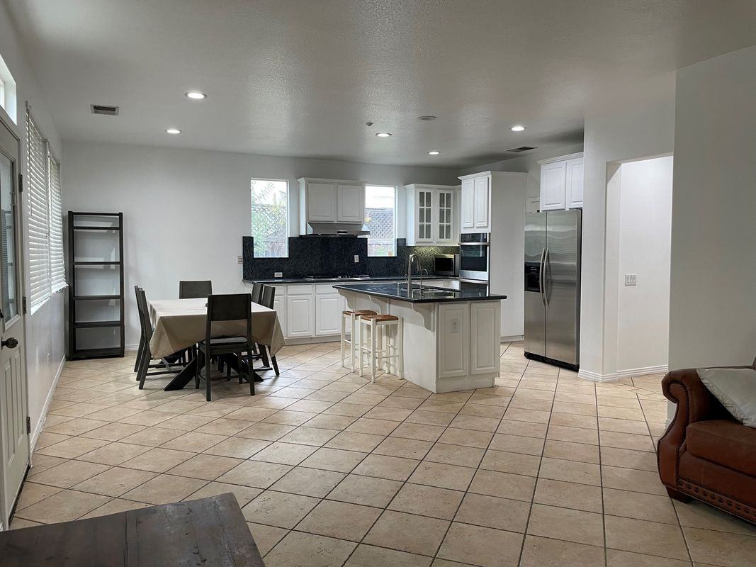 7651 Jordan Ave - Photo 2 of 7