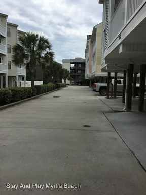 209 Hillside Drive N. - Photo 3 of 15